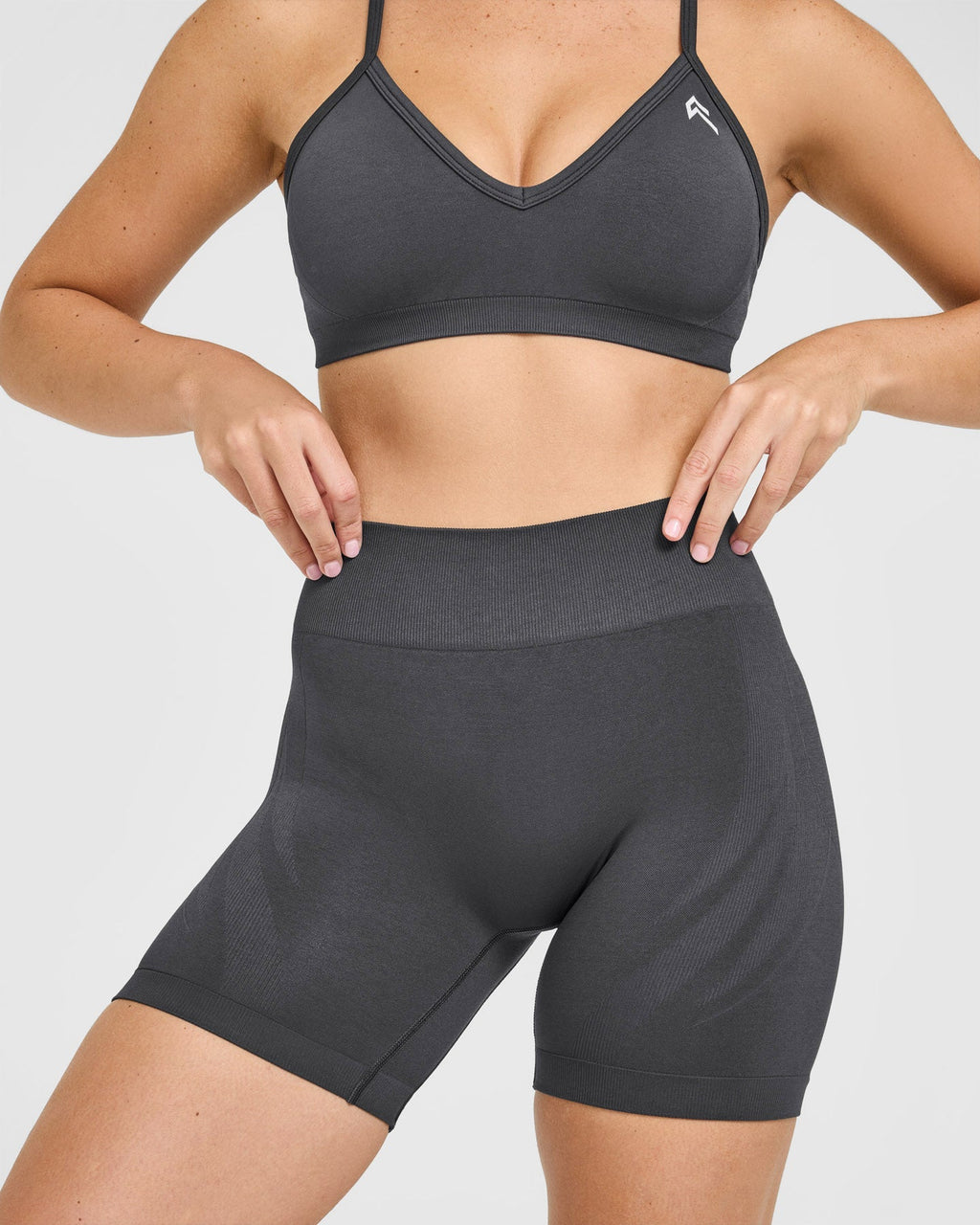 EnhanceLift™ Seamless Shorts with White Logo | Coal
