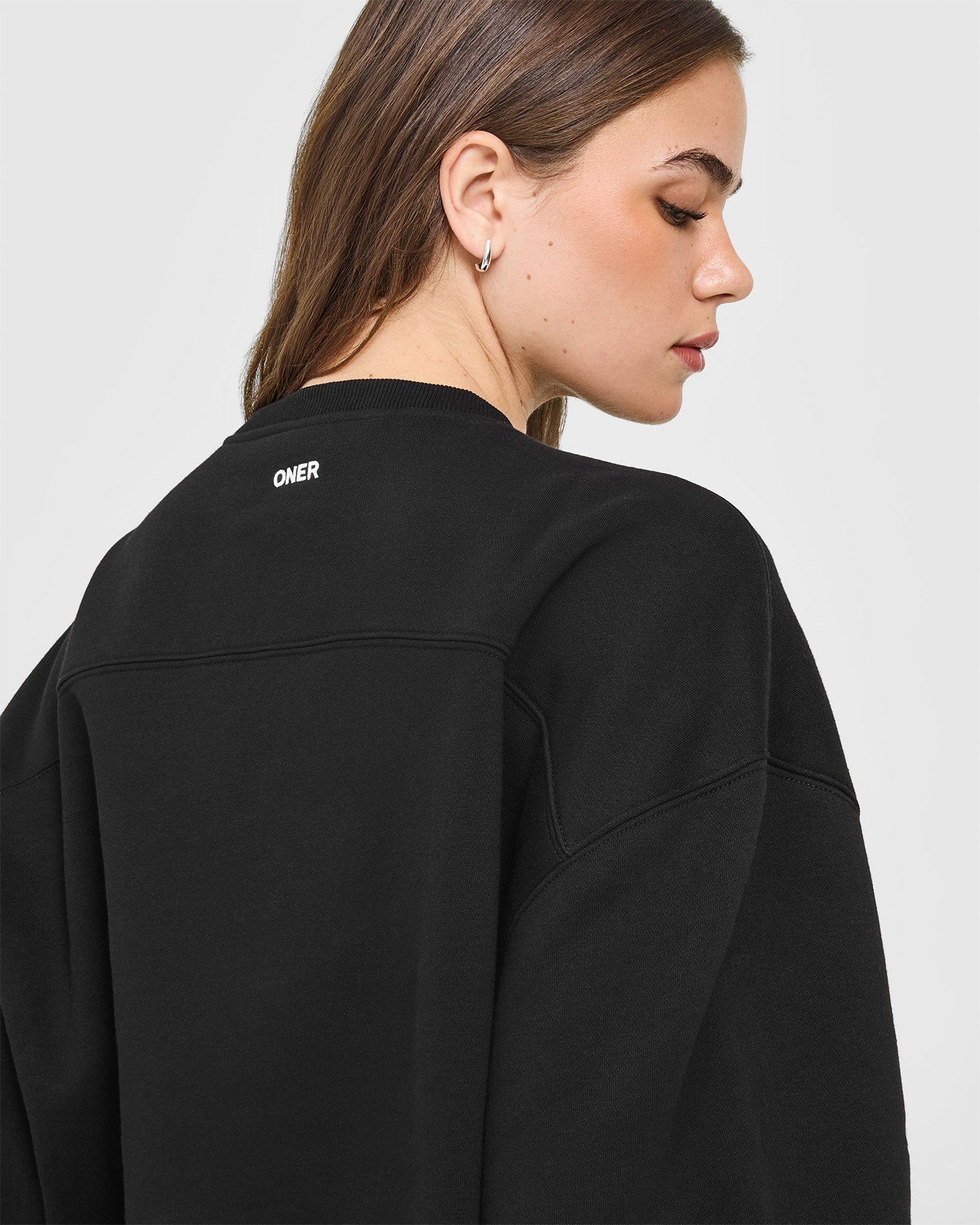 Foundations Oversized Oner 25 Sweatshirt | Black