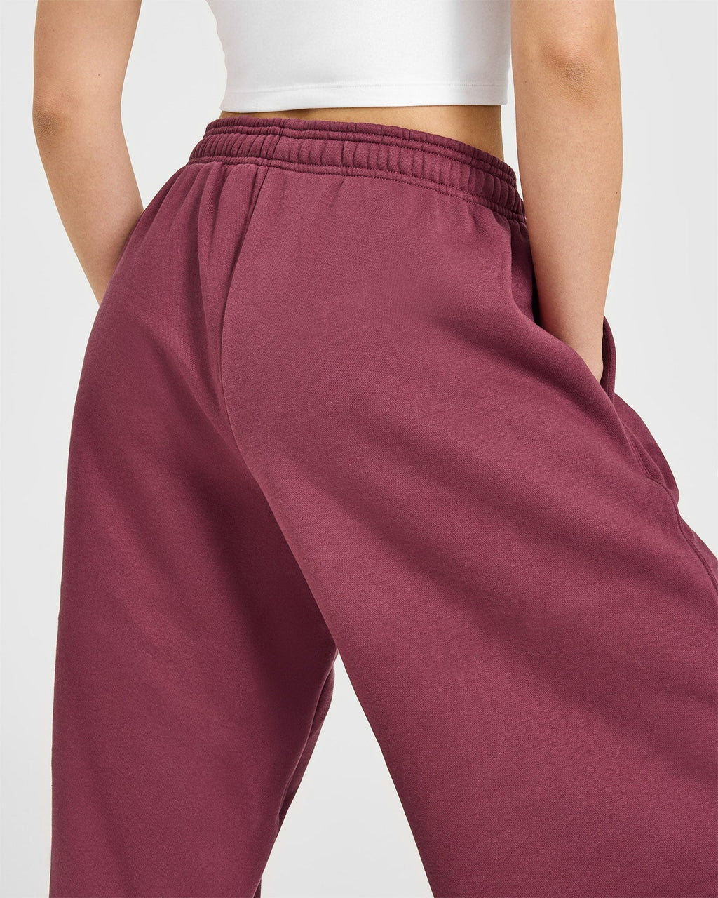 Foundations Oversized Oner 25 Straight Leg Joggers | Burnt Maroon