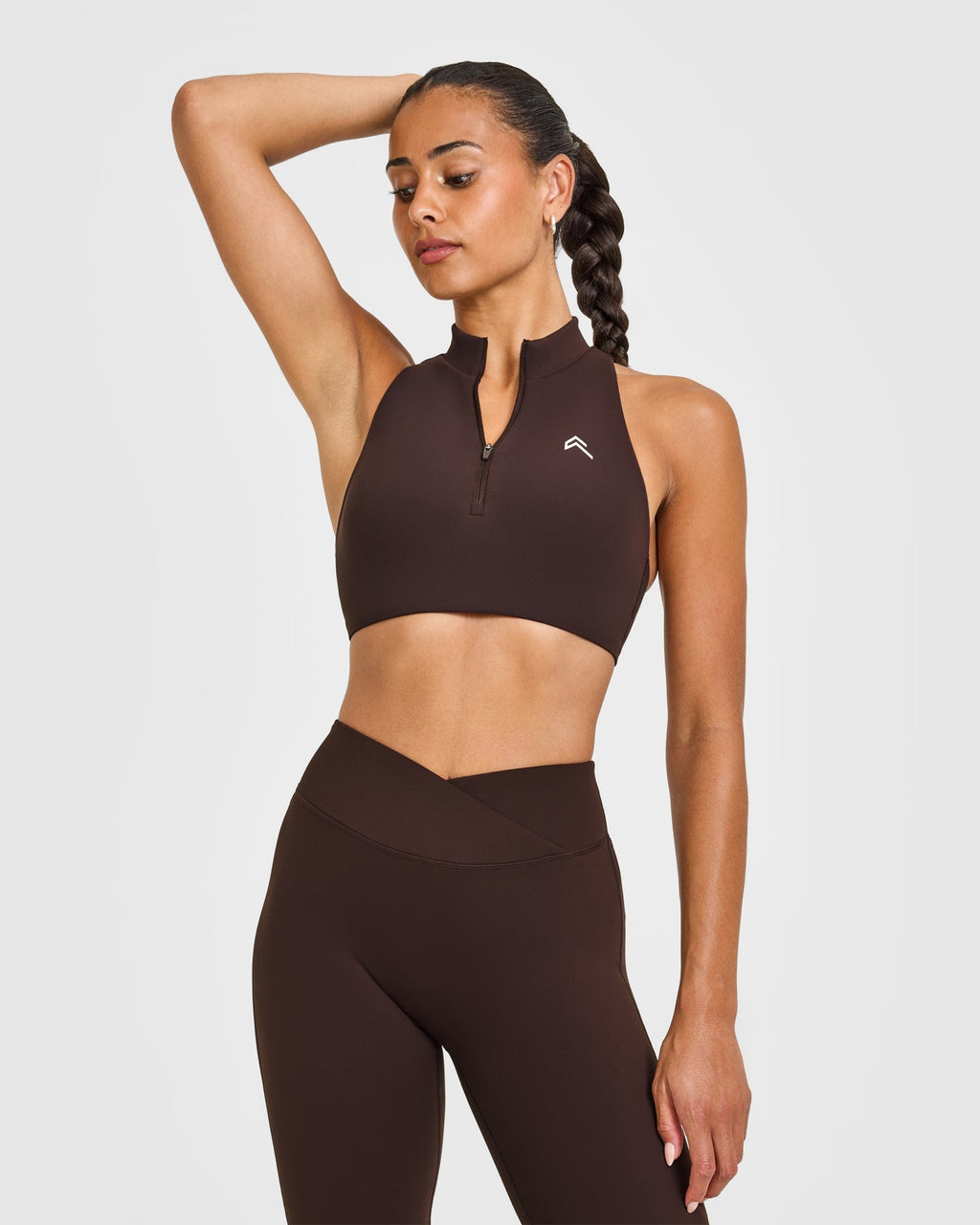 EasyLift™ Zip High Neck Sports Bra with White Logo | 70% Cocoa