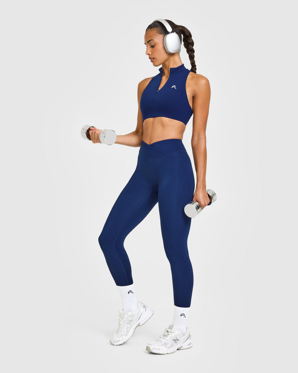 EasyLift™ Zip High Neck Sports Bra with White Logo | Midnight
