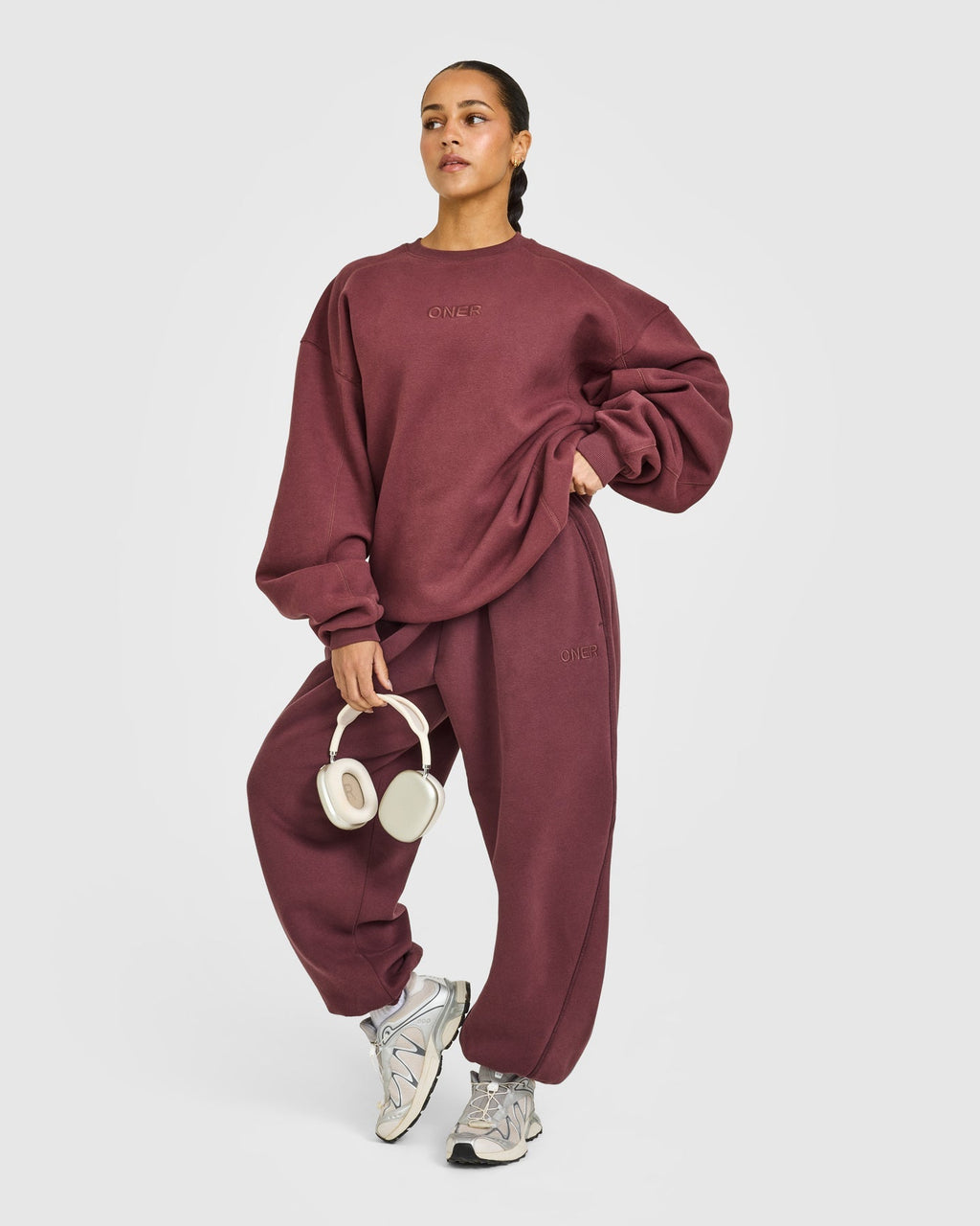 Foundations Oversized Cuffed Joggers with Oner Embroidery | Washed Velvet Mocha