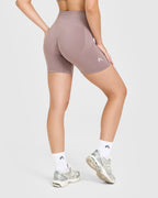 Effortless Seamless Shorts with White Logo | Dusty Purple