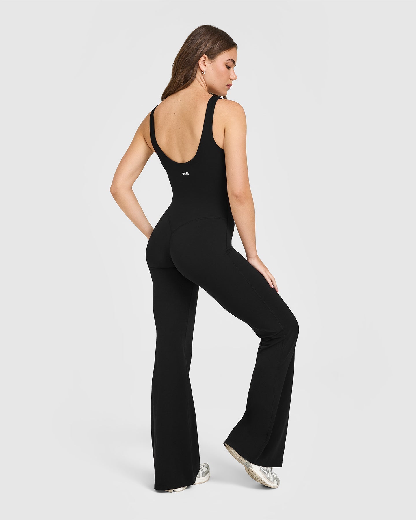 SoftMotion™ Scoop Back Flared All In One Long with White Logo | Black