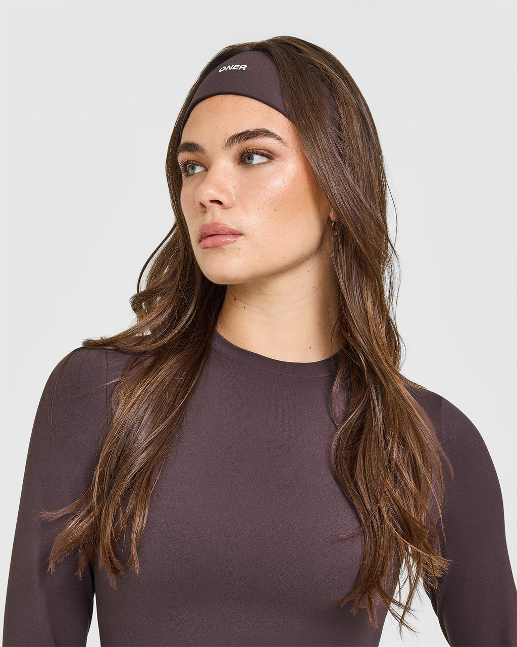 SoftMotion™ Headband with White Logo | Dark Umber Brown