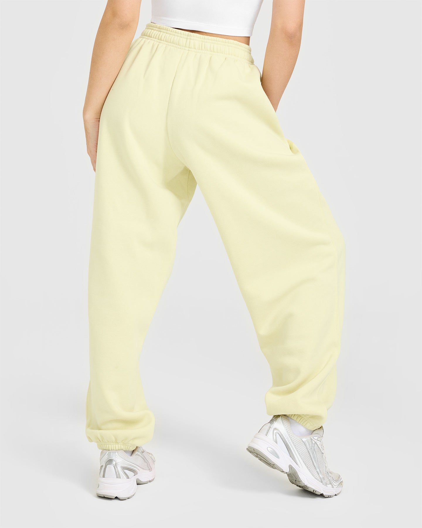 Foundations Oversized Oner 25 Joggers | Pastel Yellow