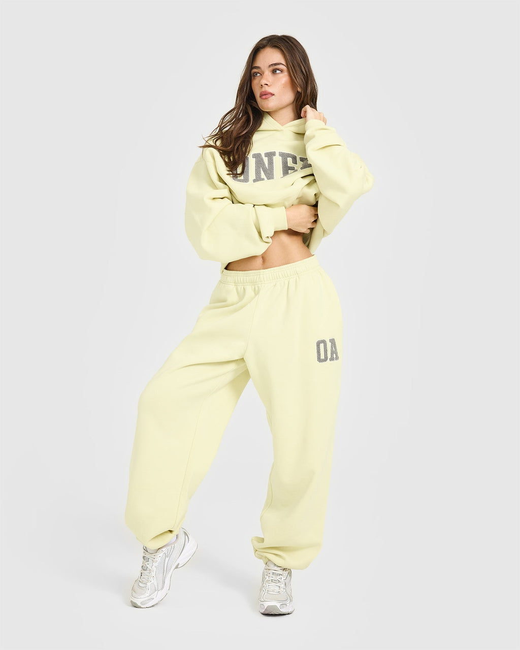Foundations Oversized Oner 25 Joggers | Pastel Yellow